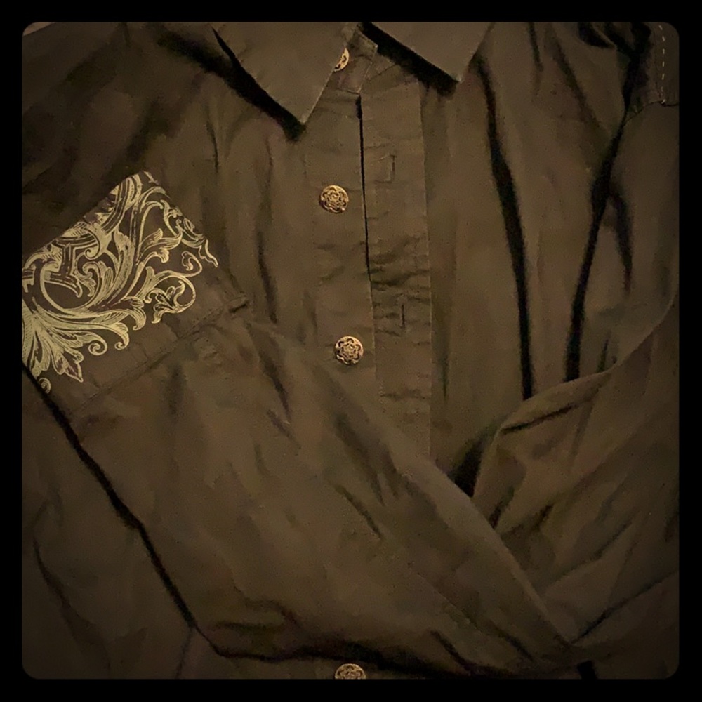 Seven diamonds black button up